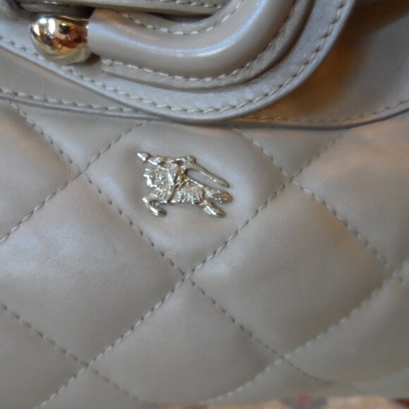 Burberry Beige Quilted Leather Shoulder Bag - Picture 5 of 16